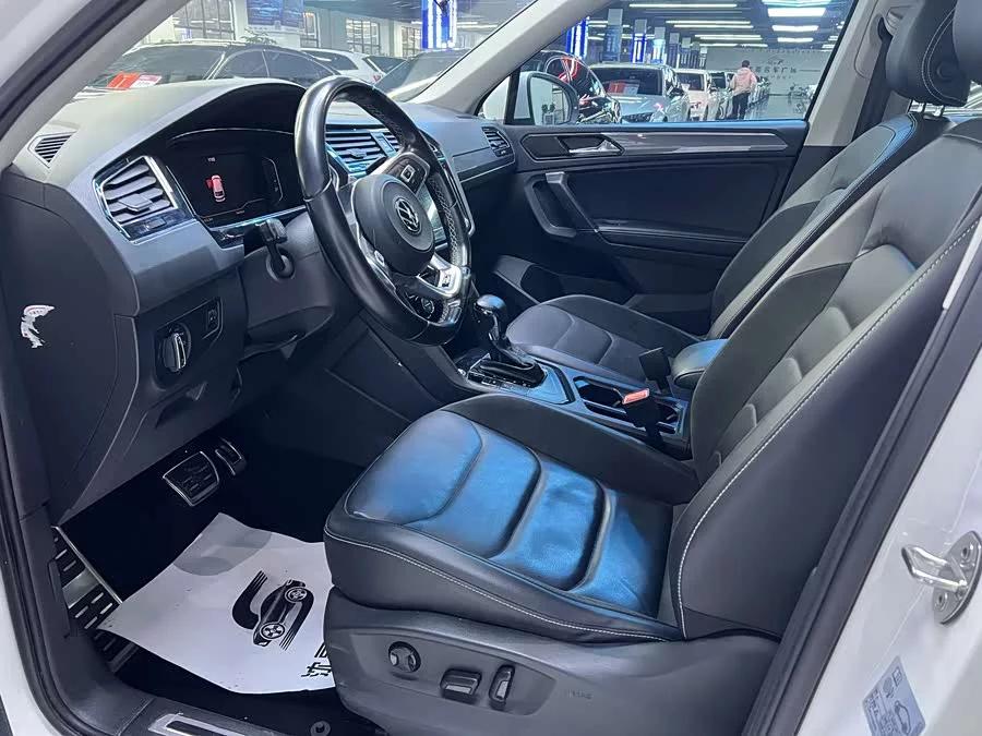 Volkswagen Tiguan L