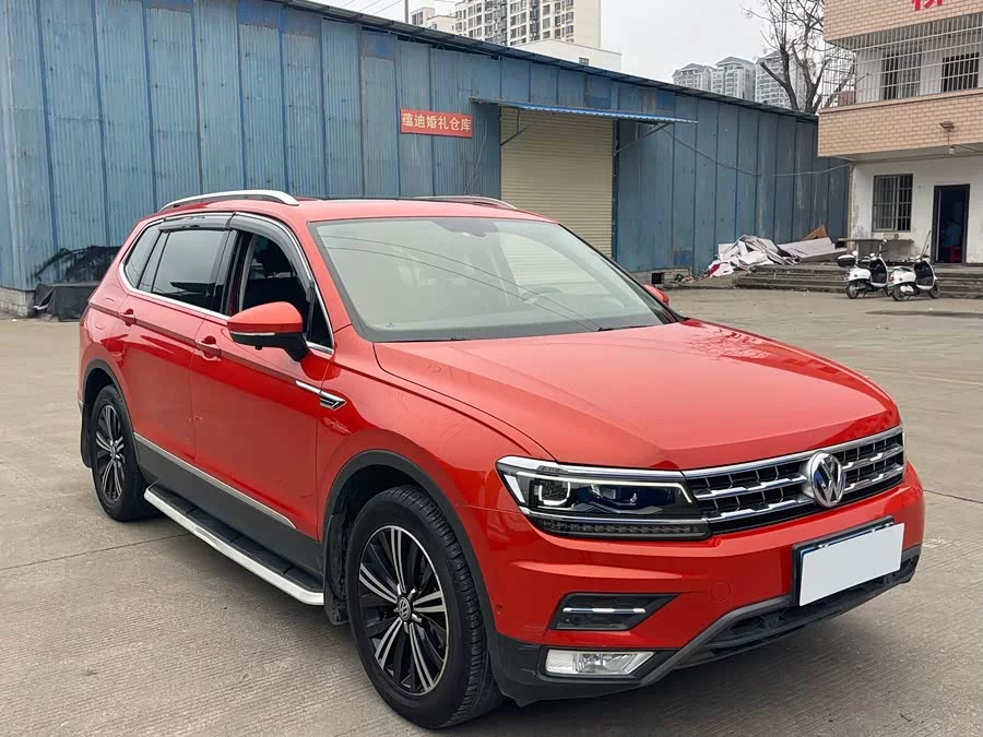 Volkswagen Tiguan L