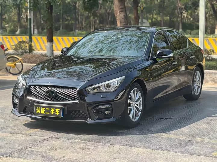 Infiniti Q50