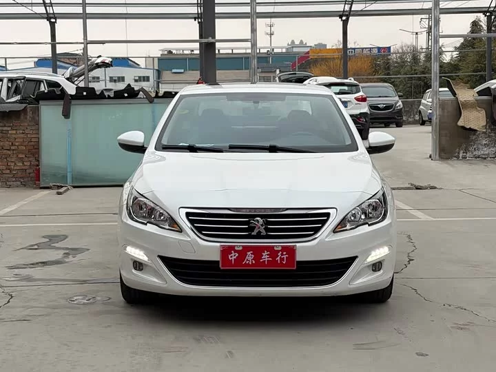 Peugeot 408
