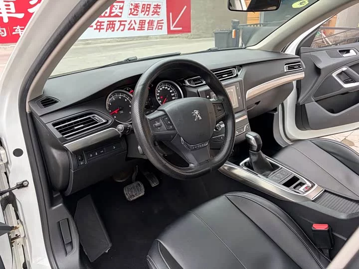 Peugeot 408