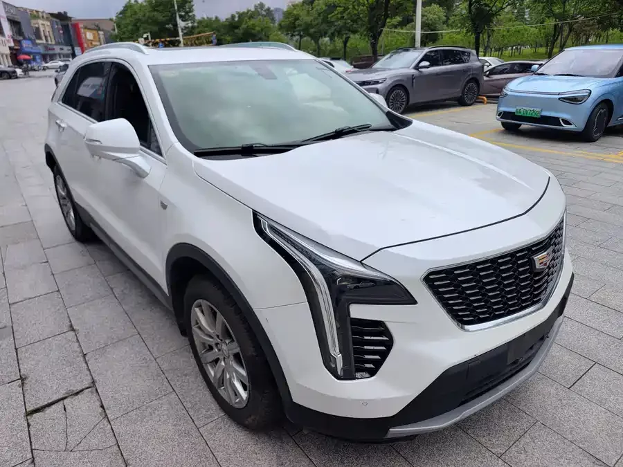 Cadillac XT4