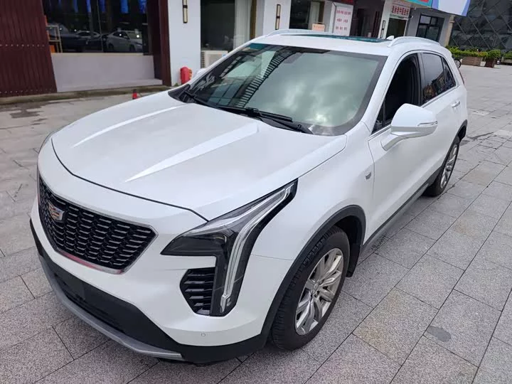 Cadillac XT4
