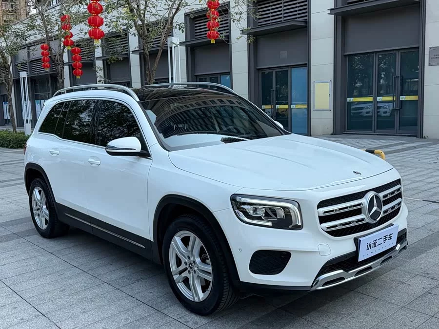 Mercedes Benz GLB