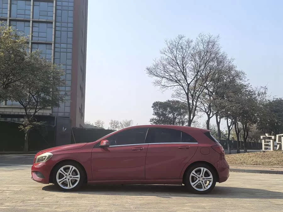 Mercedes-Benz Grade A