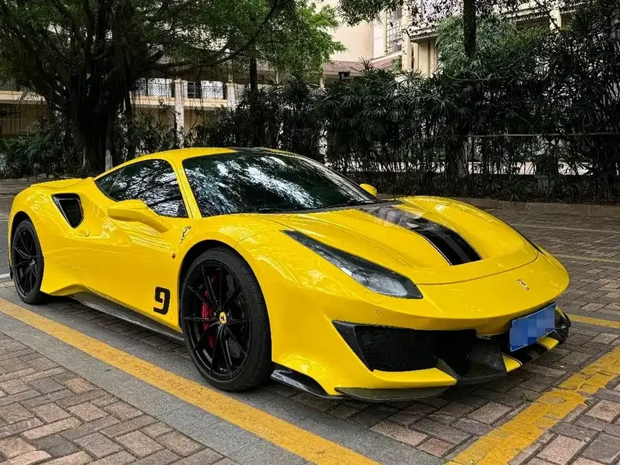 Ferrari 488