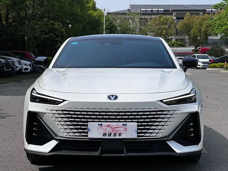 Changan UNI-V