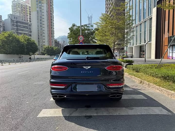 Bentley Bentayga