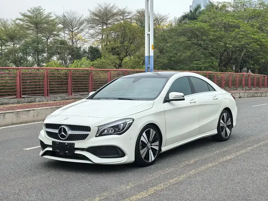 Mercedes-Benz CLA