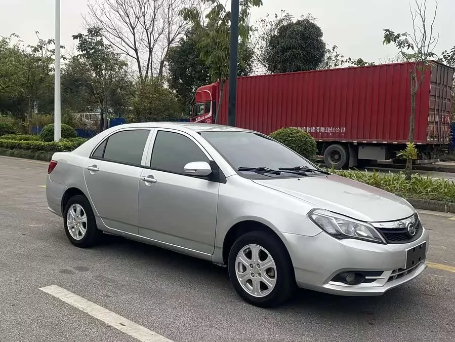 BYD F3