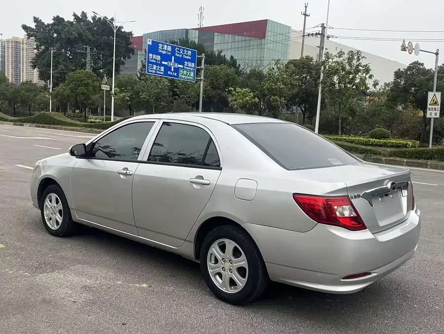 BYD F3