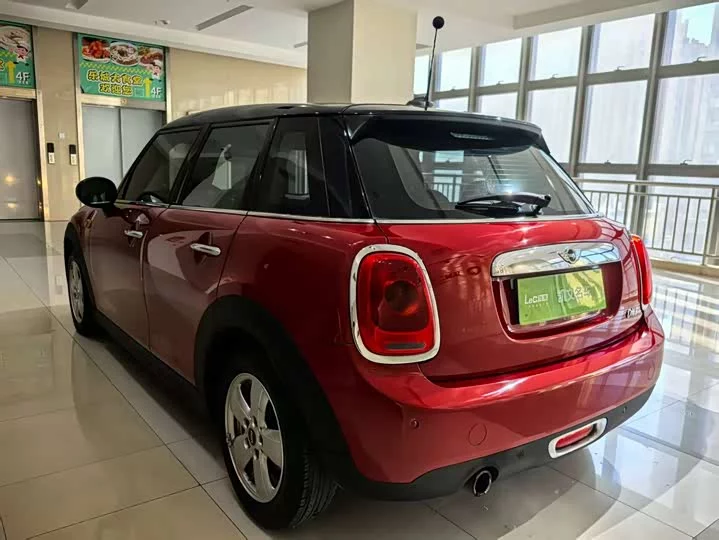MINI 