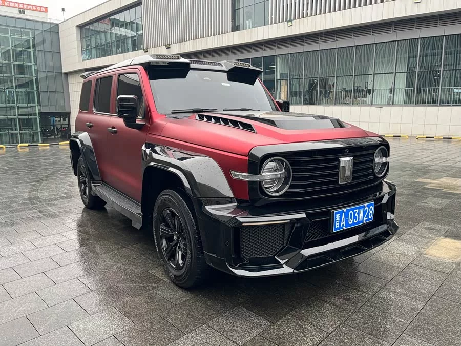 TANK 300