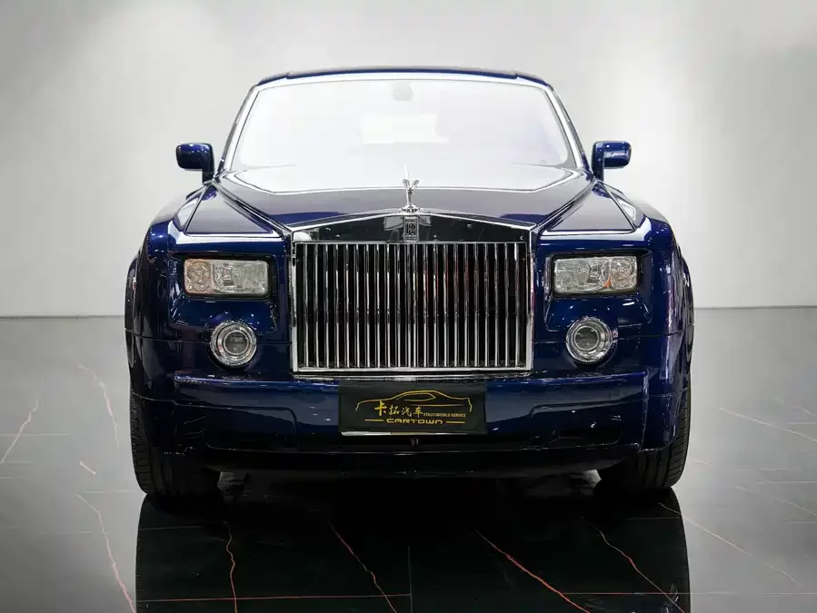 Rolls-Royce Phantom