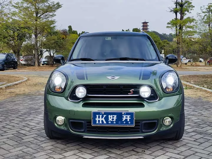 MINI COUNTRYMAN