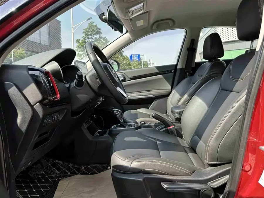 Dongfeng AX4