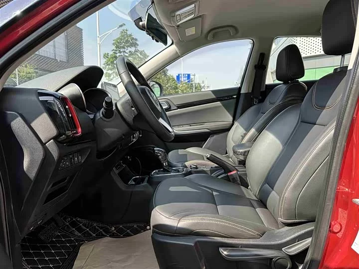Dongfeng AX4