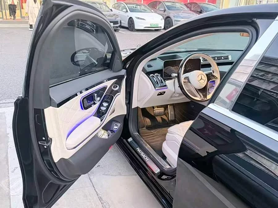 Mercedes Benz Maybach S-Class