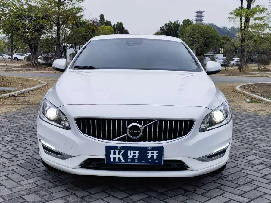 Volvo S60