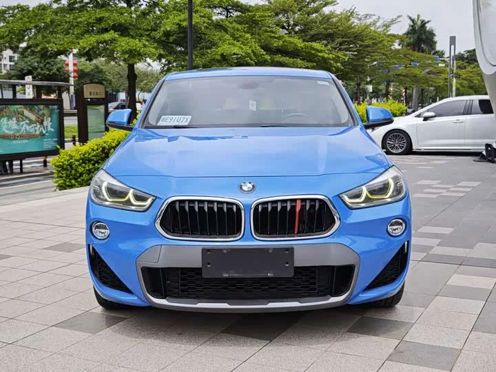 BMW X2