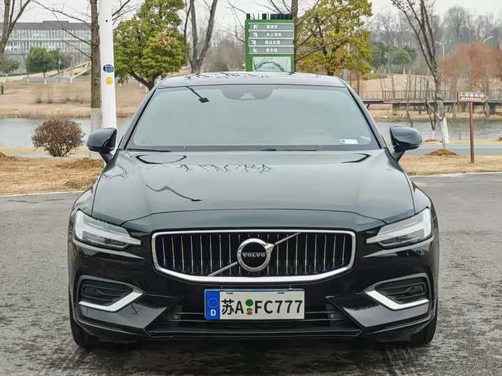 Volvo S60