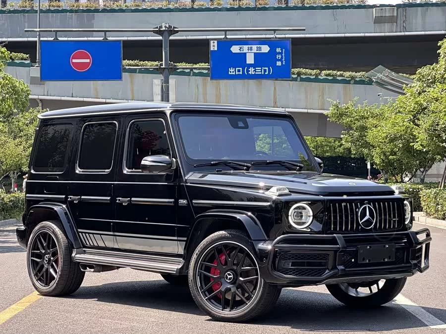 Mercedes Benz G-rated