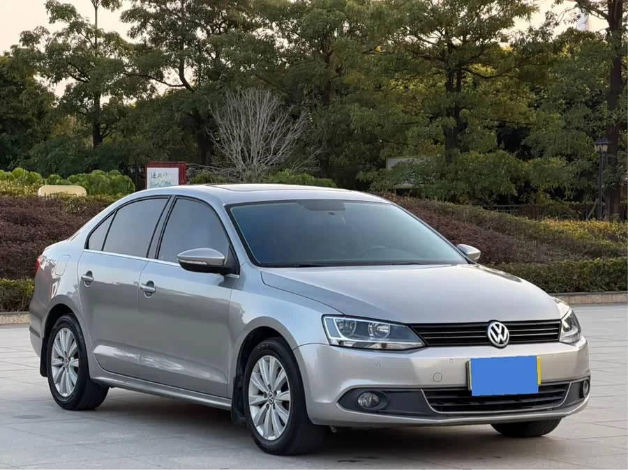 Volkswagen Sagitar