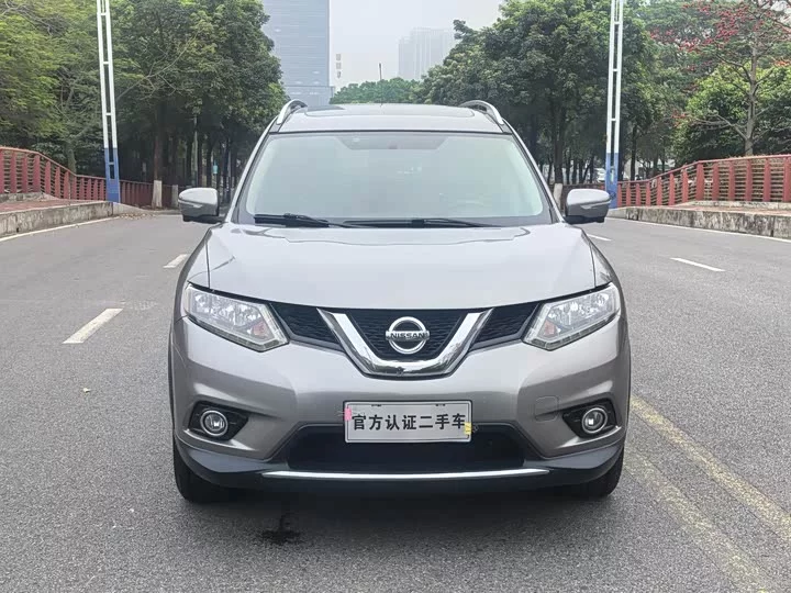 Nissan Qijun