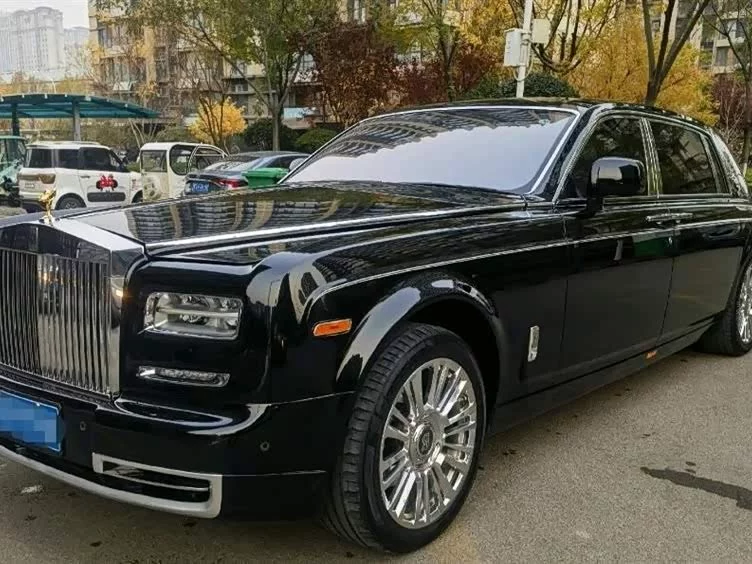 Rolls-Royce Phantom