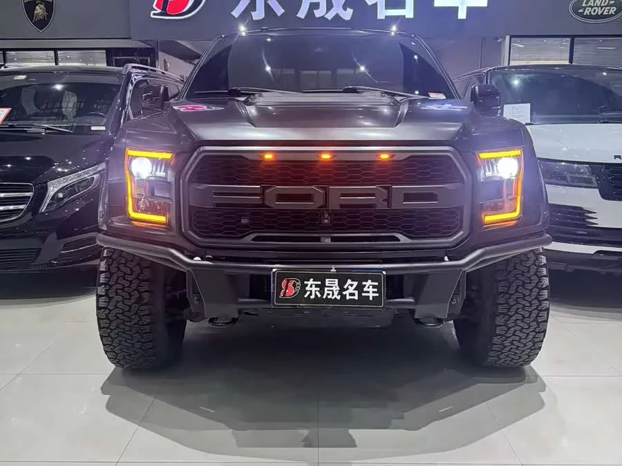 Ford F-150 Raptor