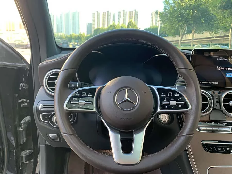 Mercedes Benz GLC