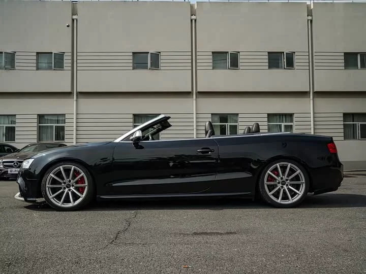 Audi S5