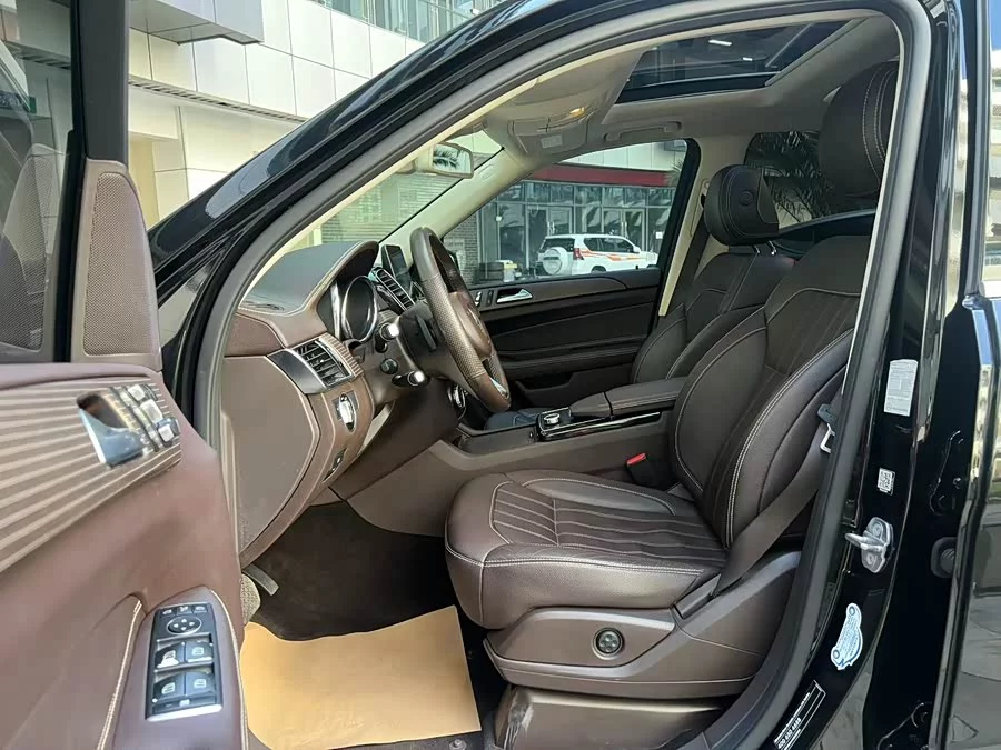 Mercedes Benz GLE (Imported)