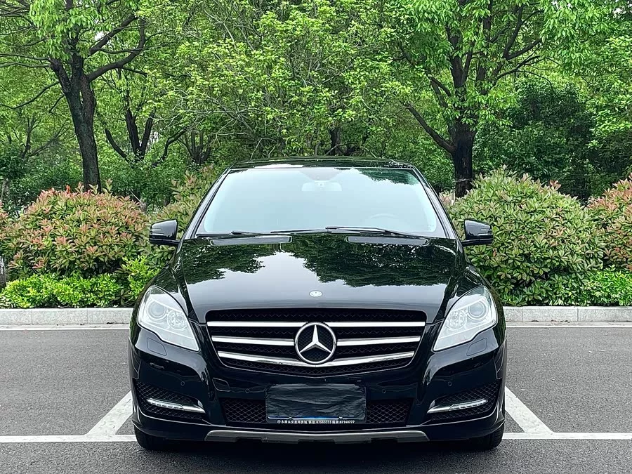 Mercedes Benz R-rated