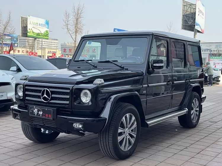Mercedes Benz G-rated