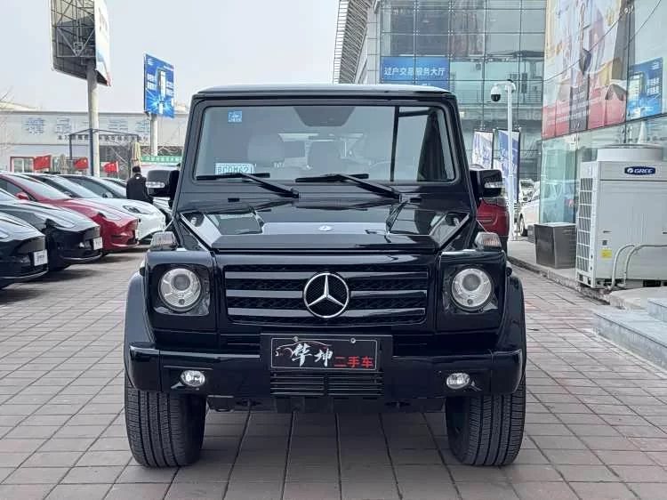 Mercedes Benz G-rated
