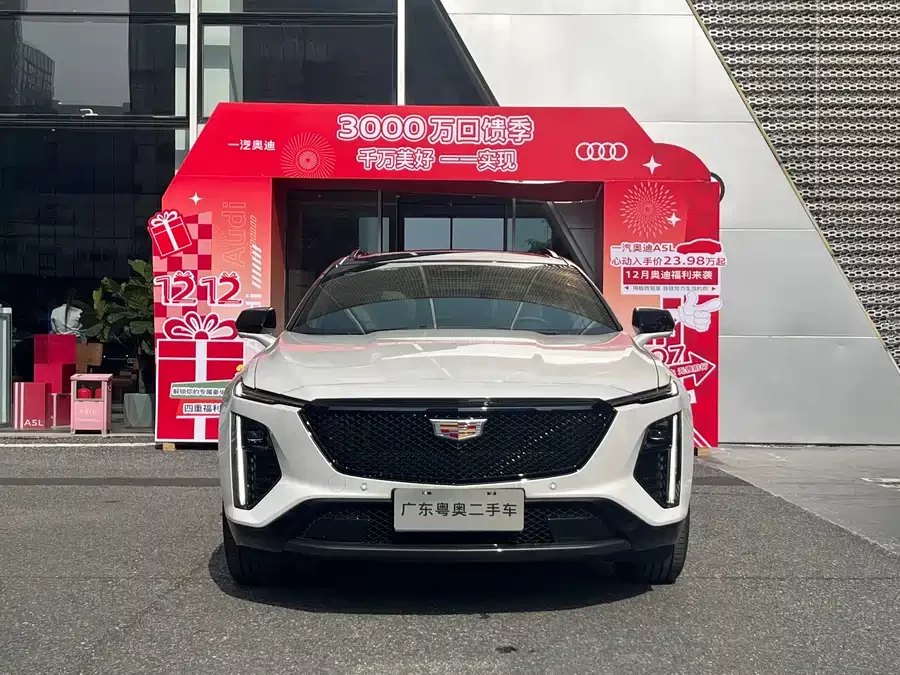 Cadillac GT4