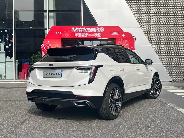 Cadillac GT4