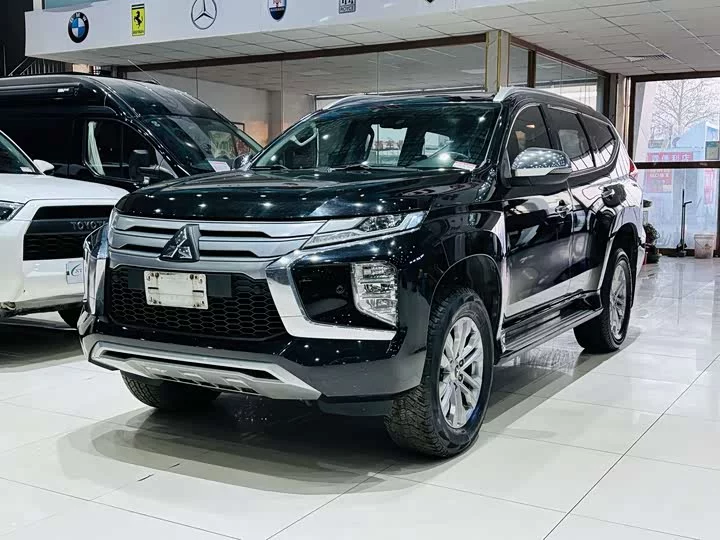 Mitsubishi Pajero Jinchang
