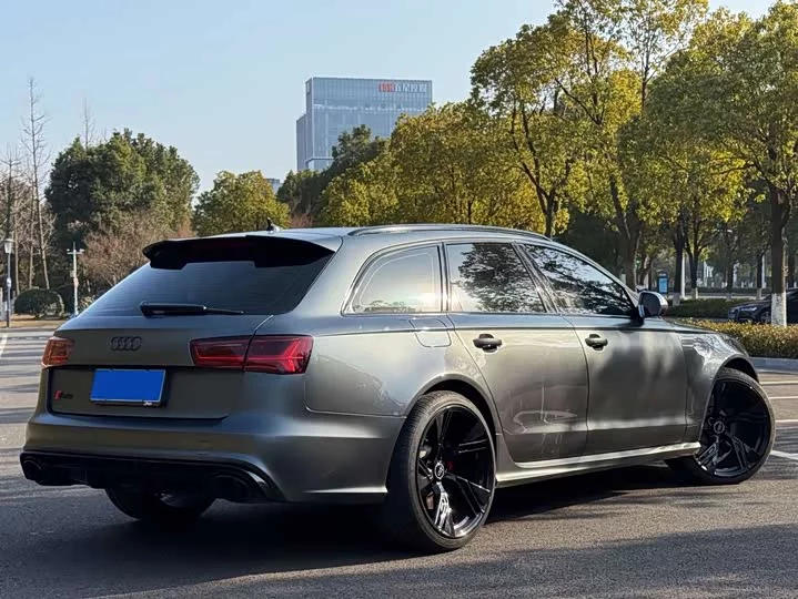 Audi RS 6