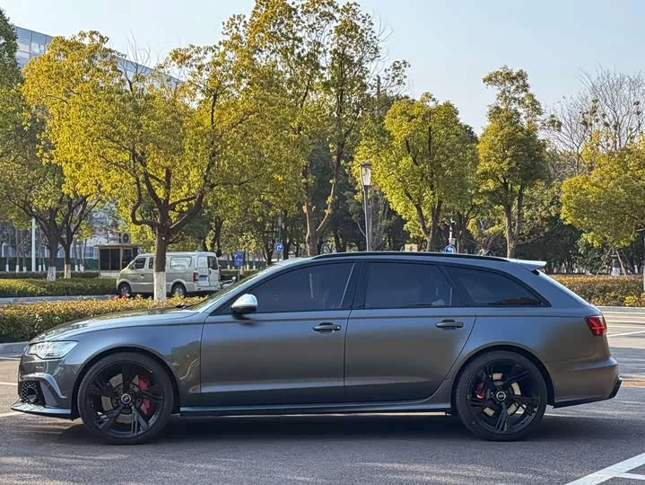 Audi RS 6
