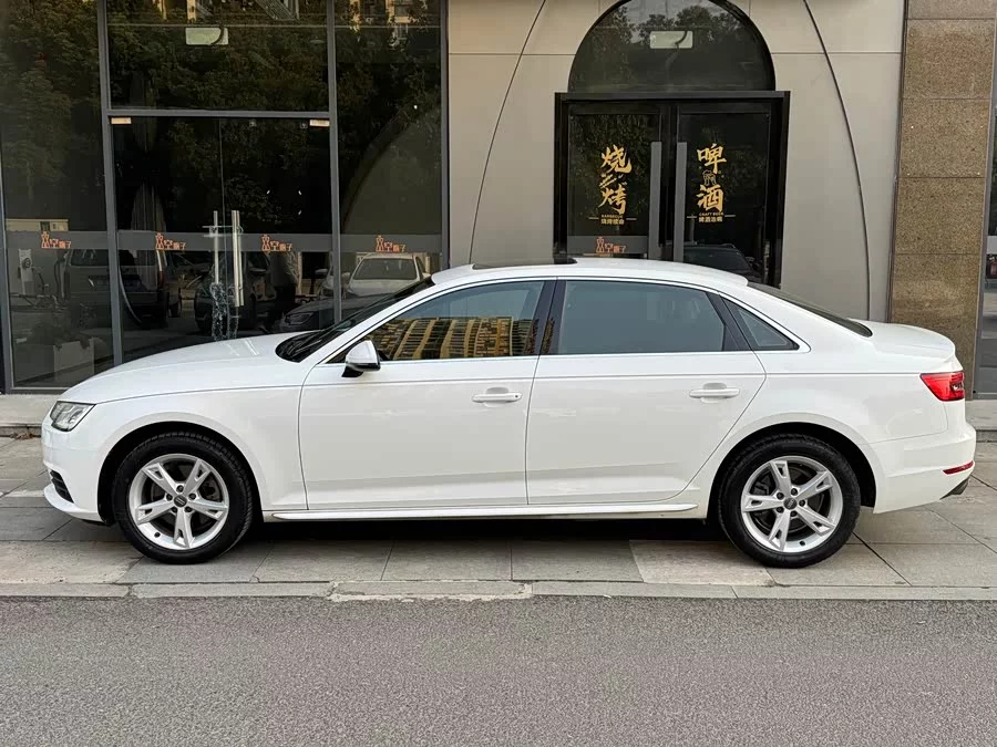 Audi A4L