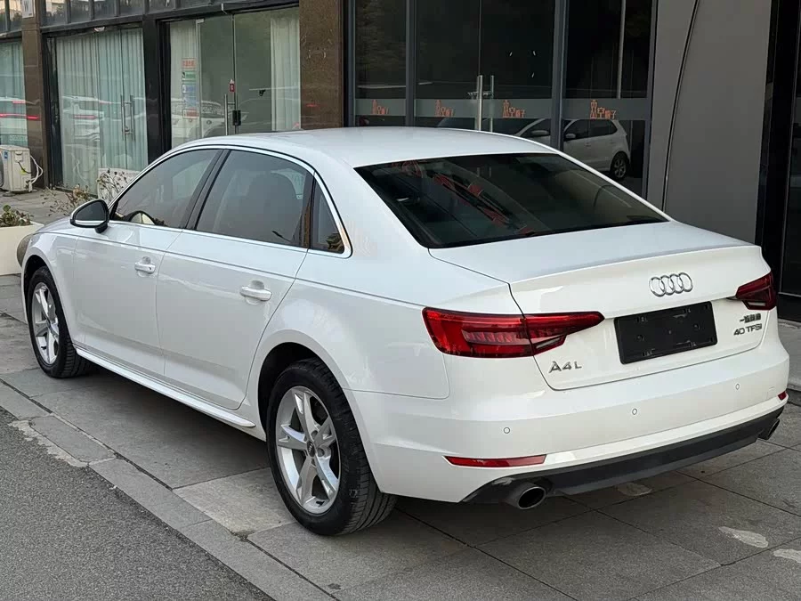 Audi A4L