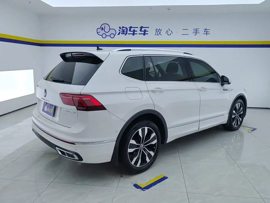 Volkswagen Tiguan L