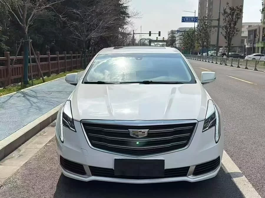 Cadillac XTS