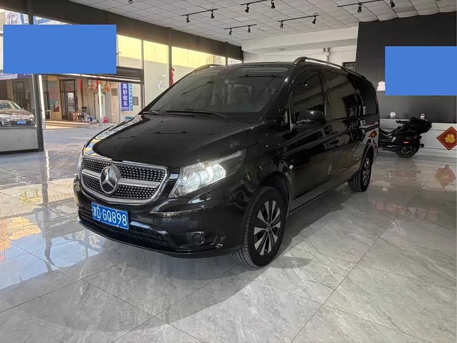 Mercedes Benz Vito