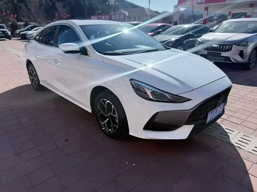 MG 5