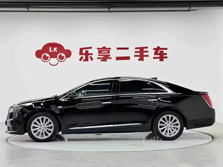 Cadillac XTS