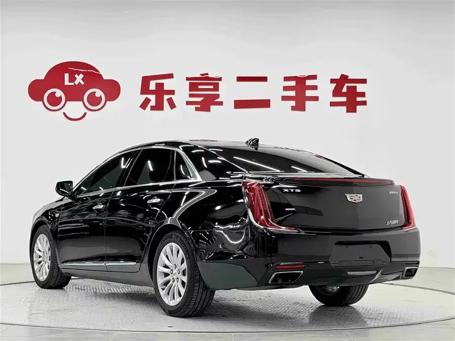 Cadillac XTS