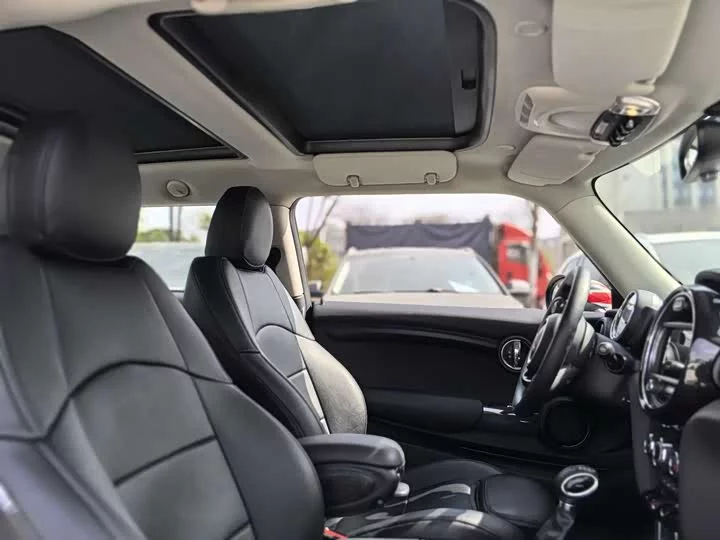 MINI 